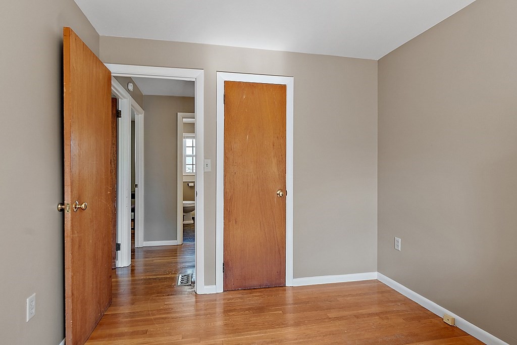 18 Ashburnham Road Worcester, MA 01605 - Photo 21 of 31 Gallery Image 21