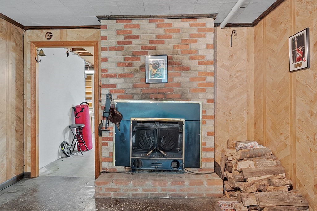 18 Ashburnham Road Worcester, MA 01605 - Photo 29 of 31 Gallery Image 29