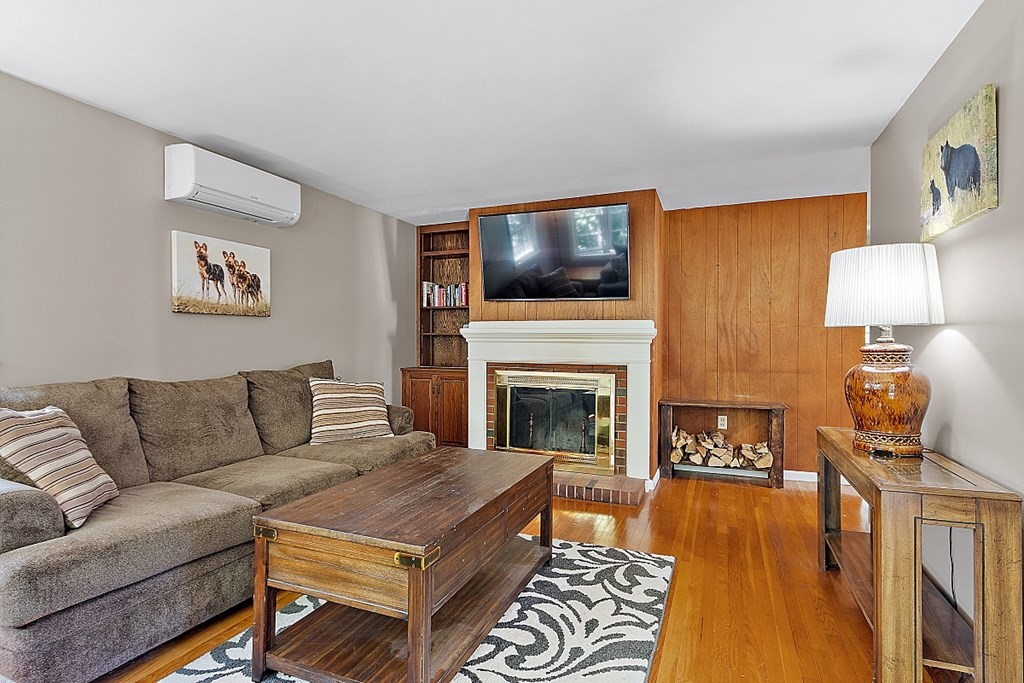 18 Ashburnham Road Worcester, MA 01605 - Photo 8 of 31 Gallery Image 8