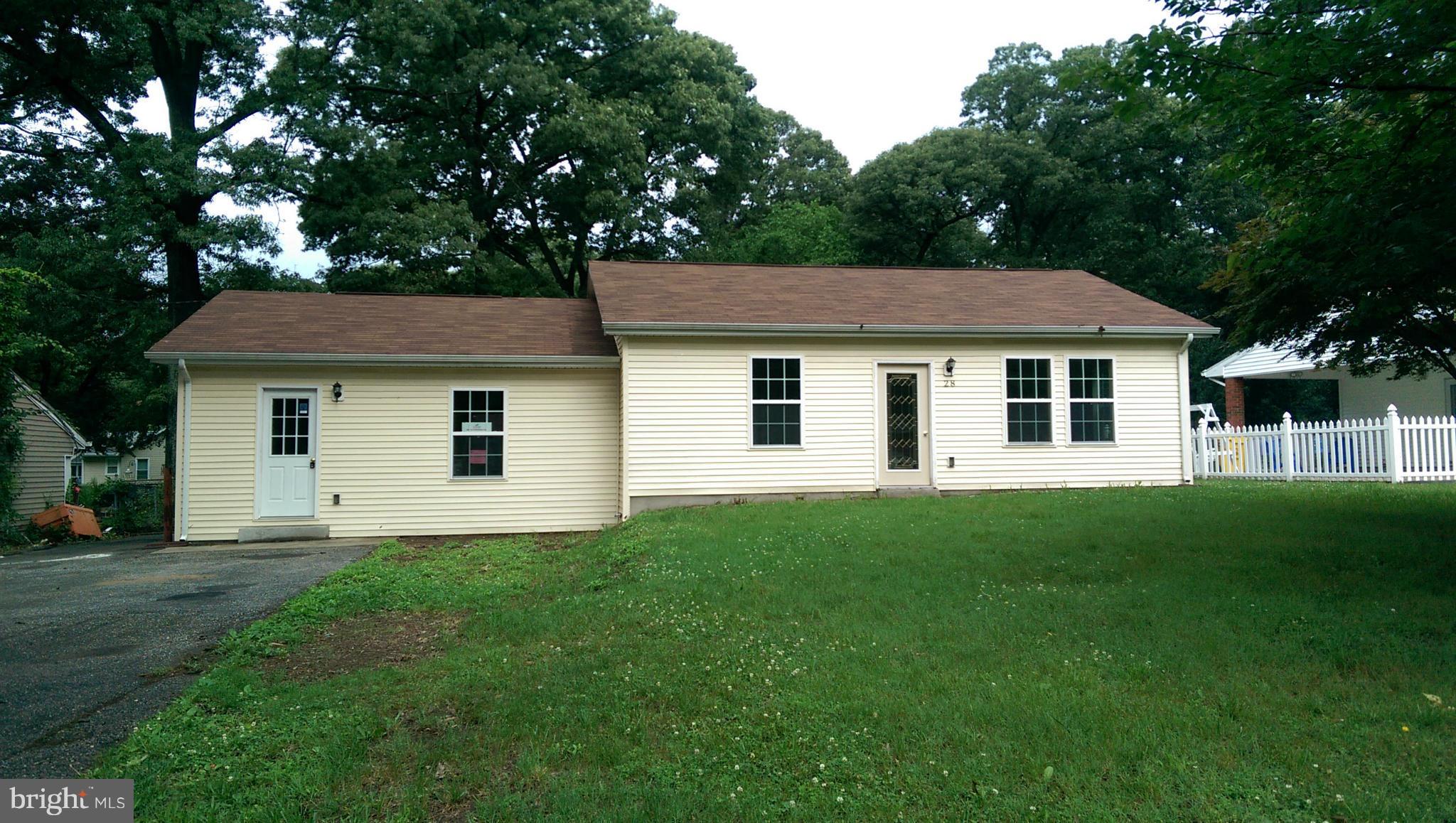 28 Carroll Road Pasadena, MD 21122 - Photo 1 of 25 Exterior (Front)