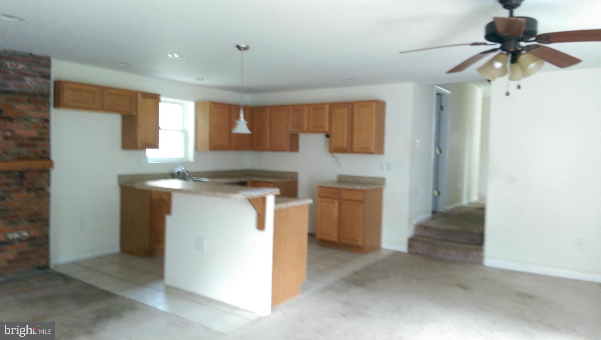 28 Carroll Road Pasadena, MD 21122 - Photo 3 of 25 Kitchen