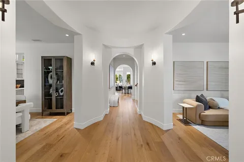 $6,995,000 | 15 Seabluff, Newport Beach, CA 92660