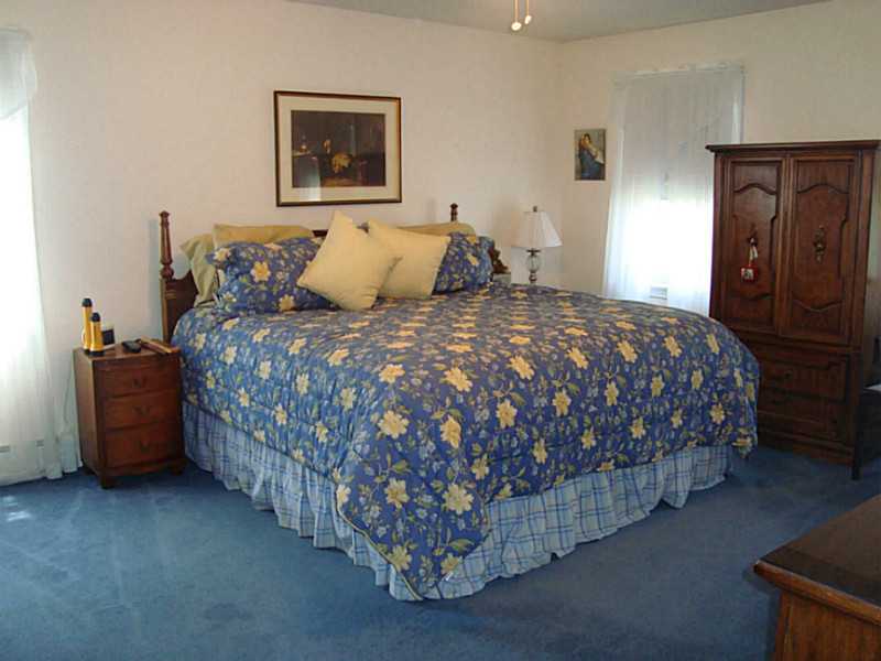 60 Peveril Road Cranston, RI 02921 - Photo 11 of 18 Bedroom. The master bedroom is 17 x 13. There is a huge walk in closet and an ensuite bath