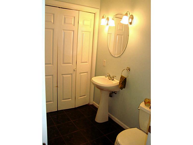 60 Peveril Road Cranston, RI 02921 - Photo 6 of 18 Bathroom. First floor bath