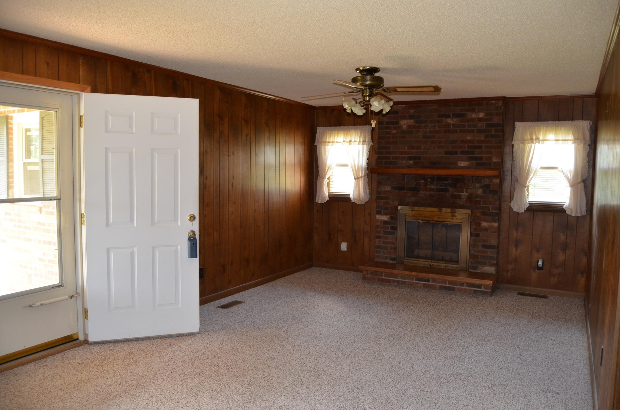 3046 Pow Camp Road Crossville, TN 38572 - Photo 2 of 31 Gallery Image 2