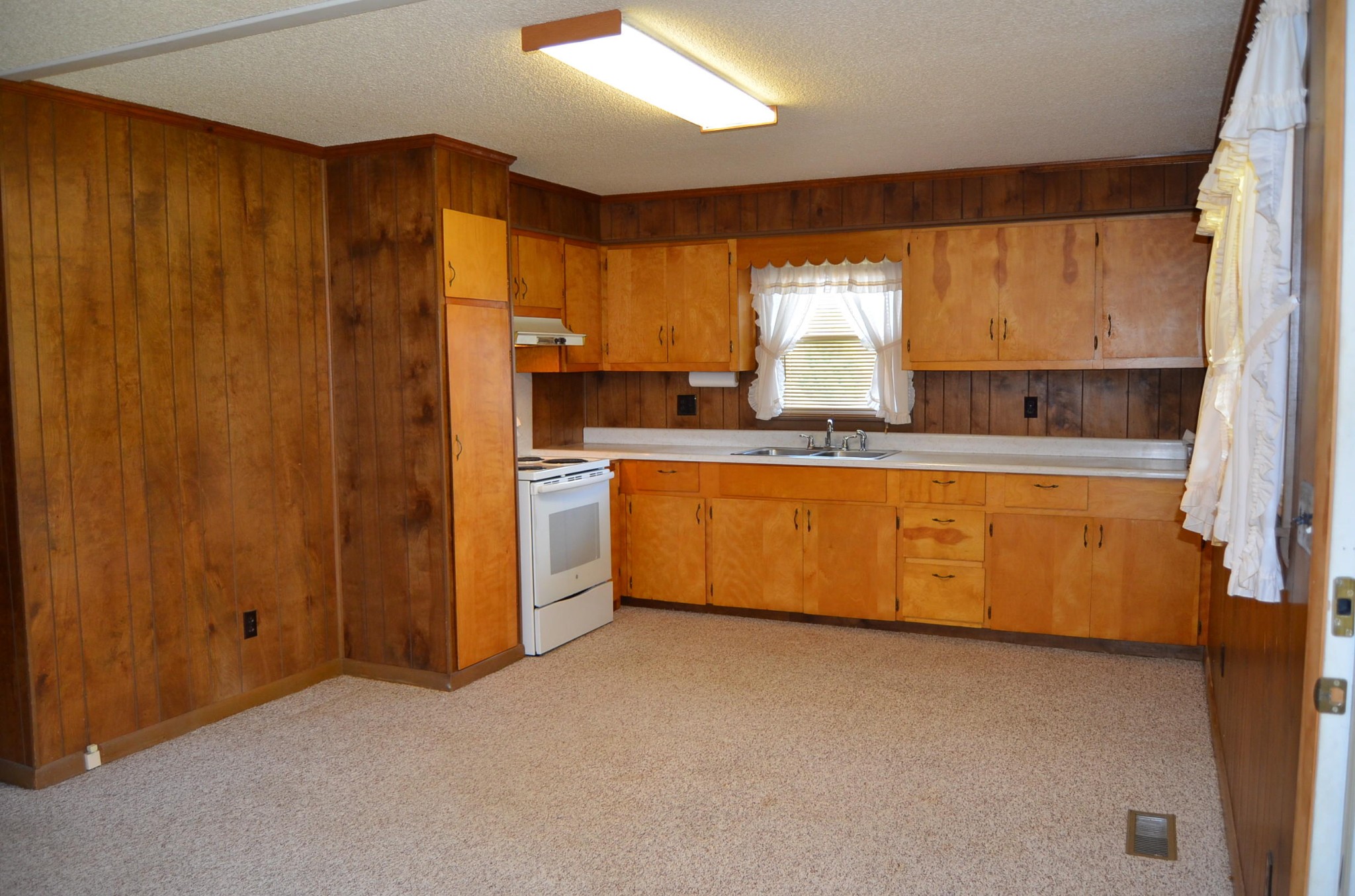 3046 Pow Camp Road Crossville, TN 38572 - Photo 4 of 31 Gallery Image 4