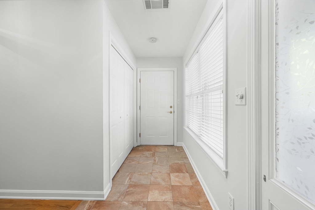 2 Veterans Way, Unit 2 Merrimac, MA 01860 - Photo 3 of 25