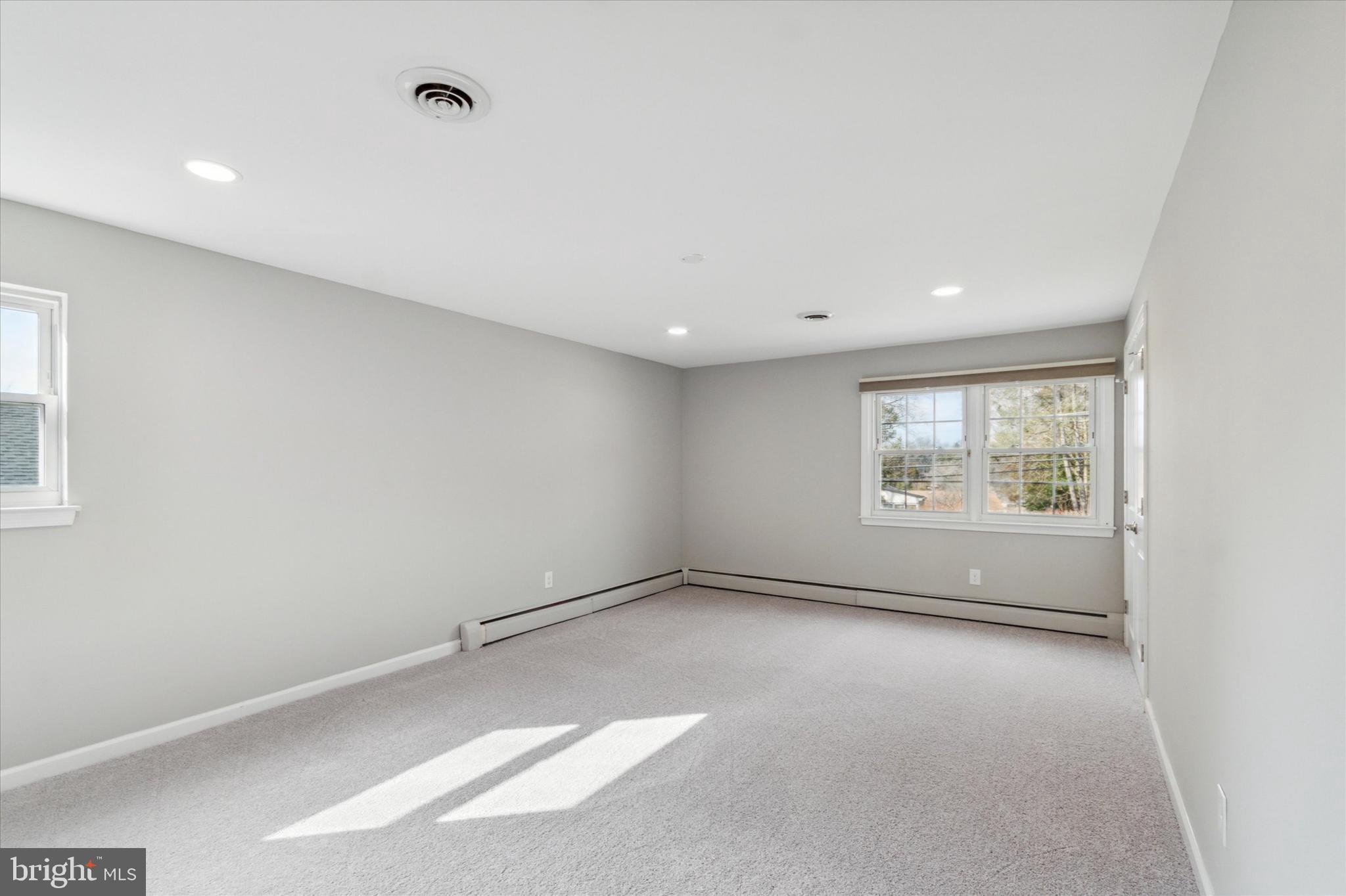 495 Beatty Road Springfield, PA 19064 - Photo 15 of 23 Primary Bedroom