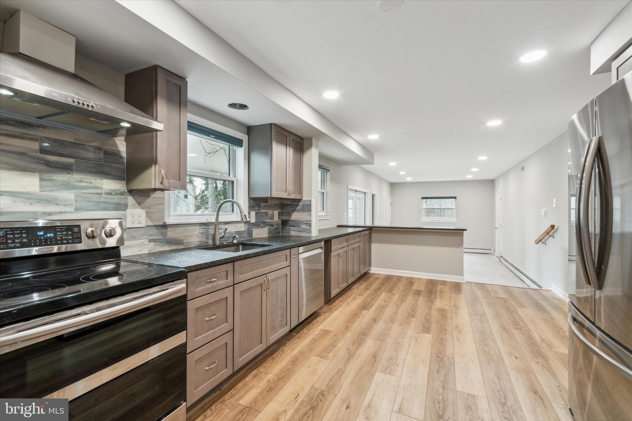 495 Beatty Road Springfield, PA 19064 - Photo 8 of 23 Kitchen