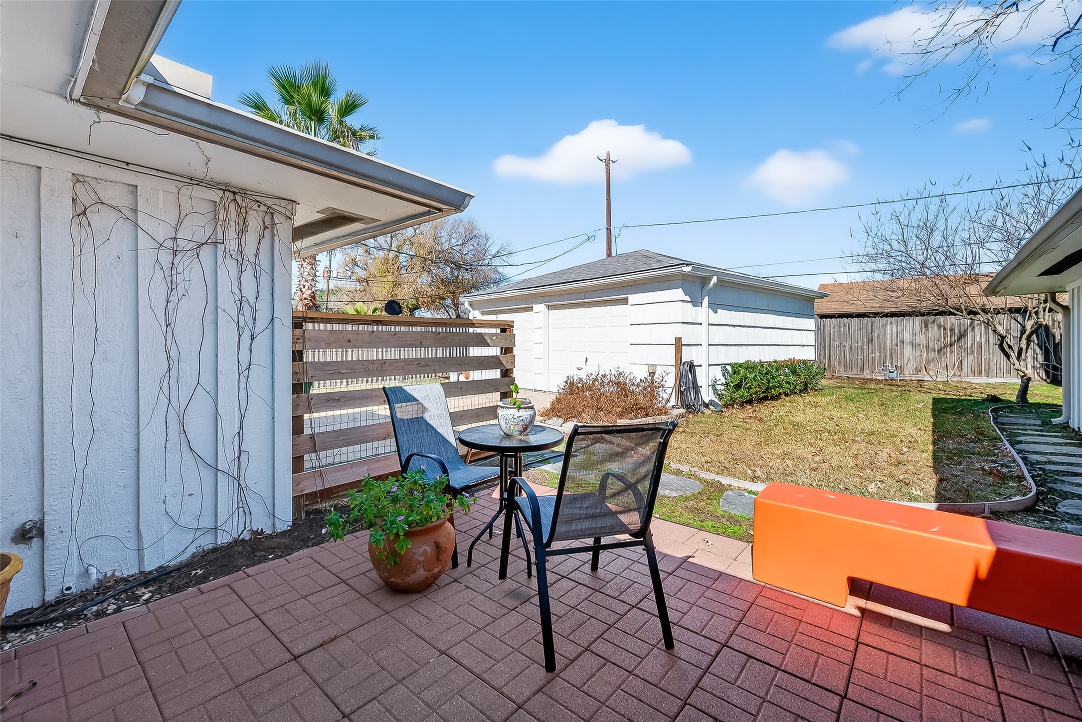 7014 Concho Street Houston, TX 77074 - Photo 41 of 46 The vines are much prettier in the spring!