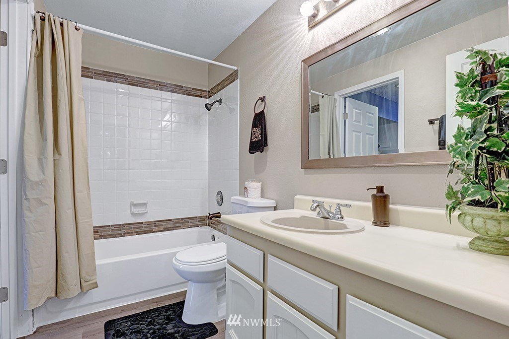 2607 Northeast 4th Street, Unit 237 Renton, WA 98056 - Photo 11 of 17 Gallery Image 11