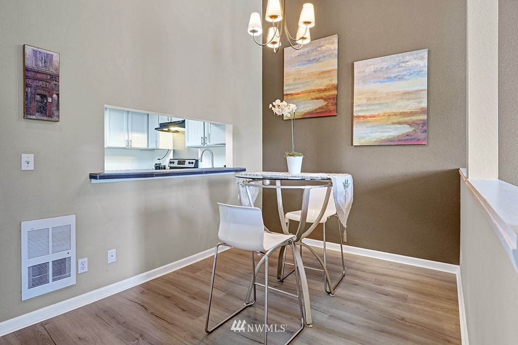 2607 Northeast 4th Street, Unit 237 Renton, WA 98056 - Photo 4 of 17 Gallery Image 4