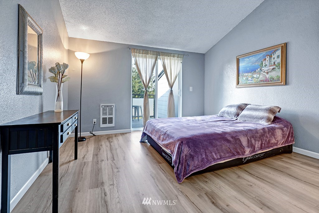 2607 Northeast 4th Street, Unit 237 Renton, WA 98056 - Photo 9 of 17 Gallery Image 9
