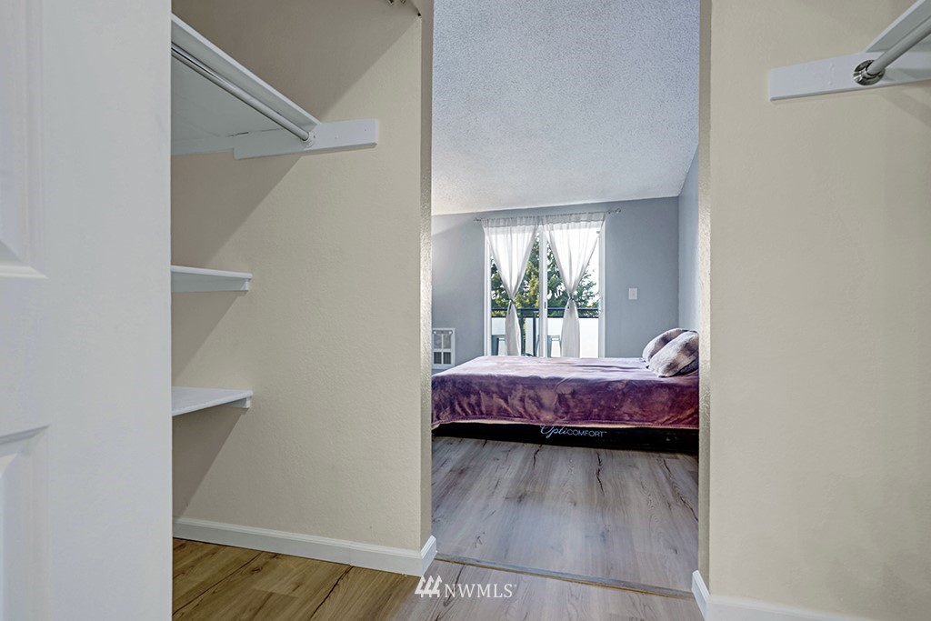 2607 Northeast 4th Street, Unit 237 Renton, WA 98056 - Photo 10 of 17 Gallery Image 10
