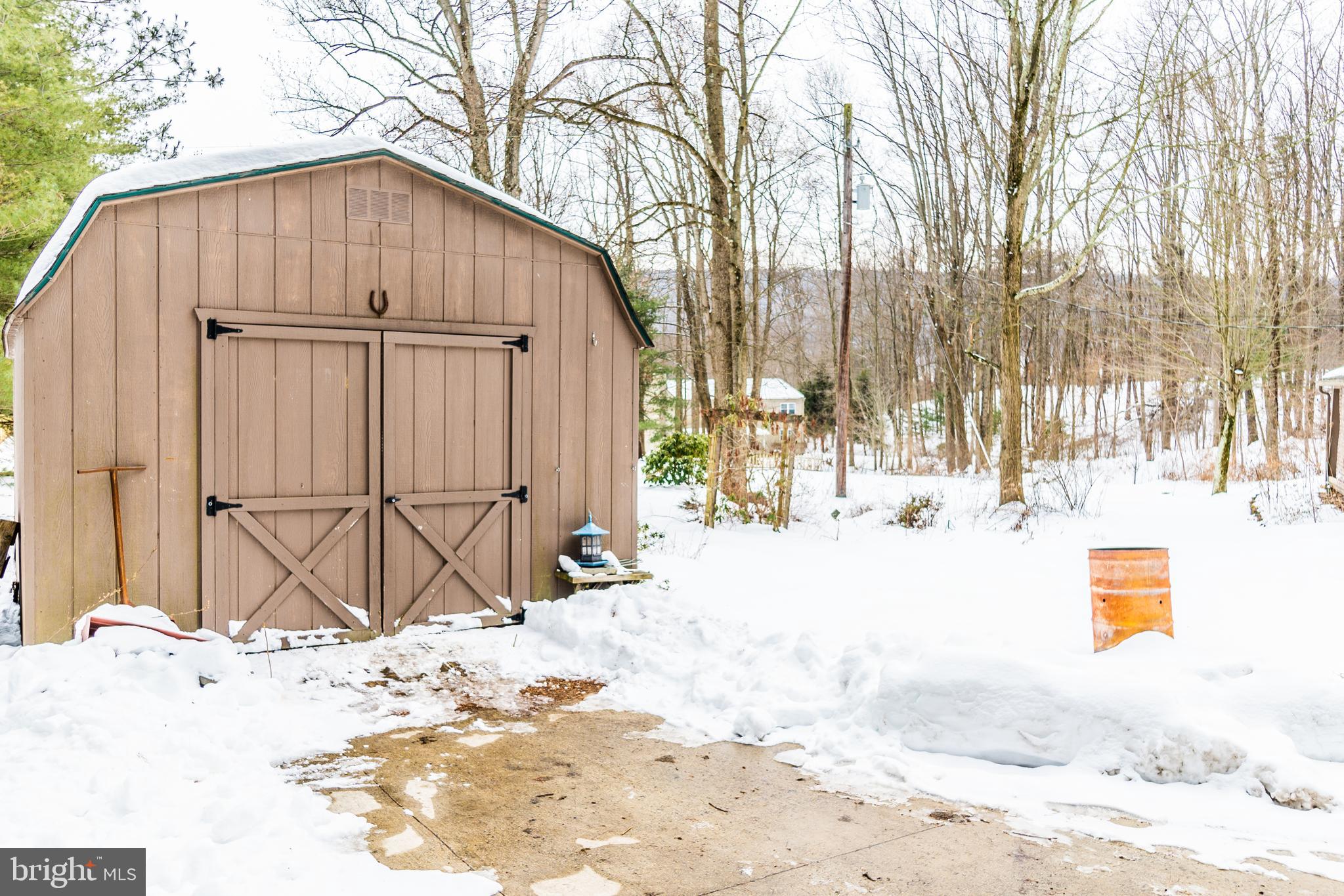 806 Hunters Valley Road Liverpool, PA 17045 - Photo 3 of 46 Gallery Image 3