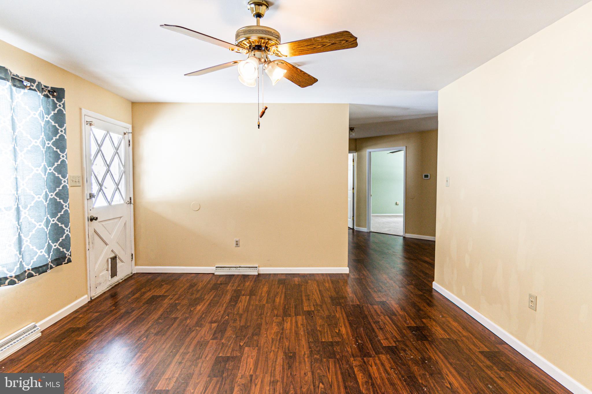 806 Hunters Valley Road Liverpool, PA 17045 - Photo 7 of 46 Formal Living Room