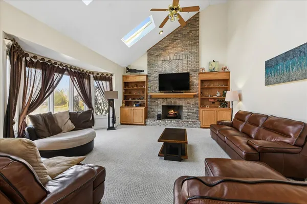 $899,900 | 3303 Scottsdale Court, Naperville, IL 60564