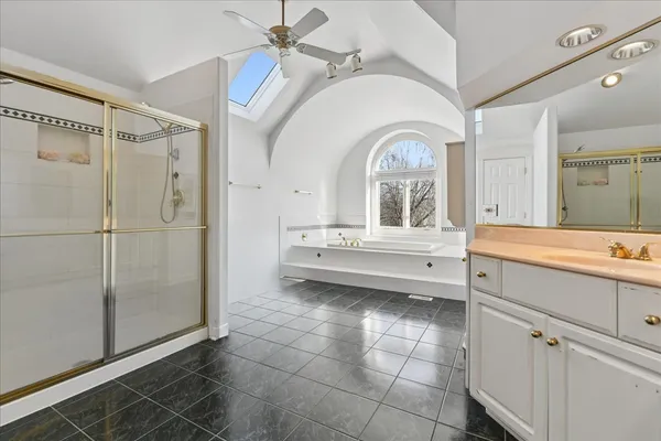 $899,900 | 3303 Scottsdale Court, Naperville, IL 60564