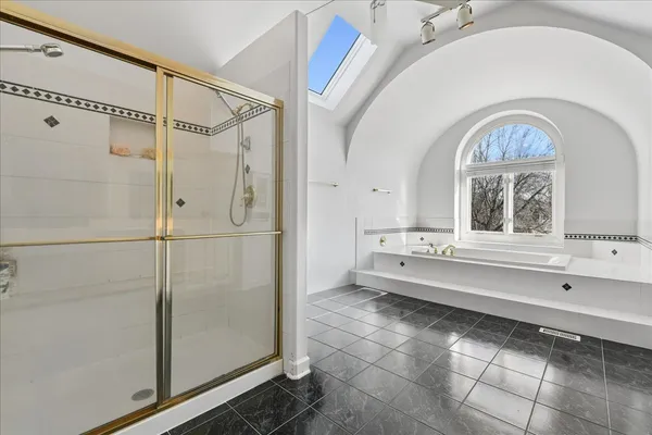 $899,900 | 3303 Scottsdale Court, Naperville, IL 60564