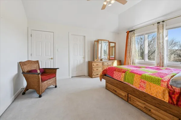 $899,900 | 3303 Scottsdale Court, Naperville, IL 60564