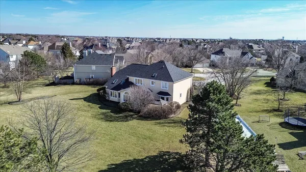 $899,900 | 3303 Scottsdale Court, Naperville, IL 60564