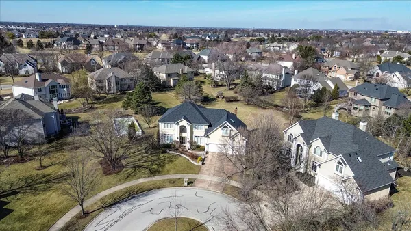 $899,900 | 3303 Scottsdale Court, Naperville, IL 60564