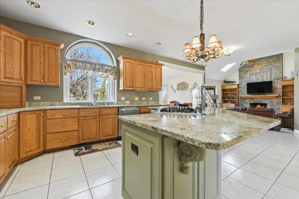 $899,900 | 3303 Scottsdale Court, Naperville, IL 60564