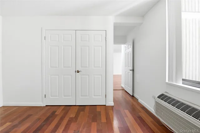 a view of an entryway with a chandelier