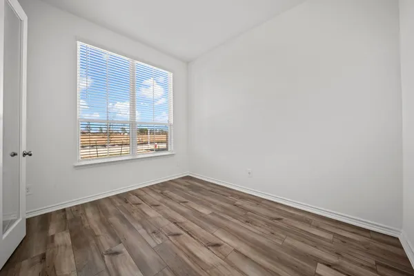 $2,850 | 649 Amber Falls Drive, Montgomery, TX 77356