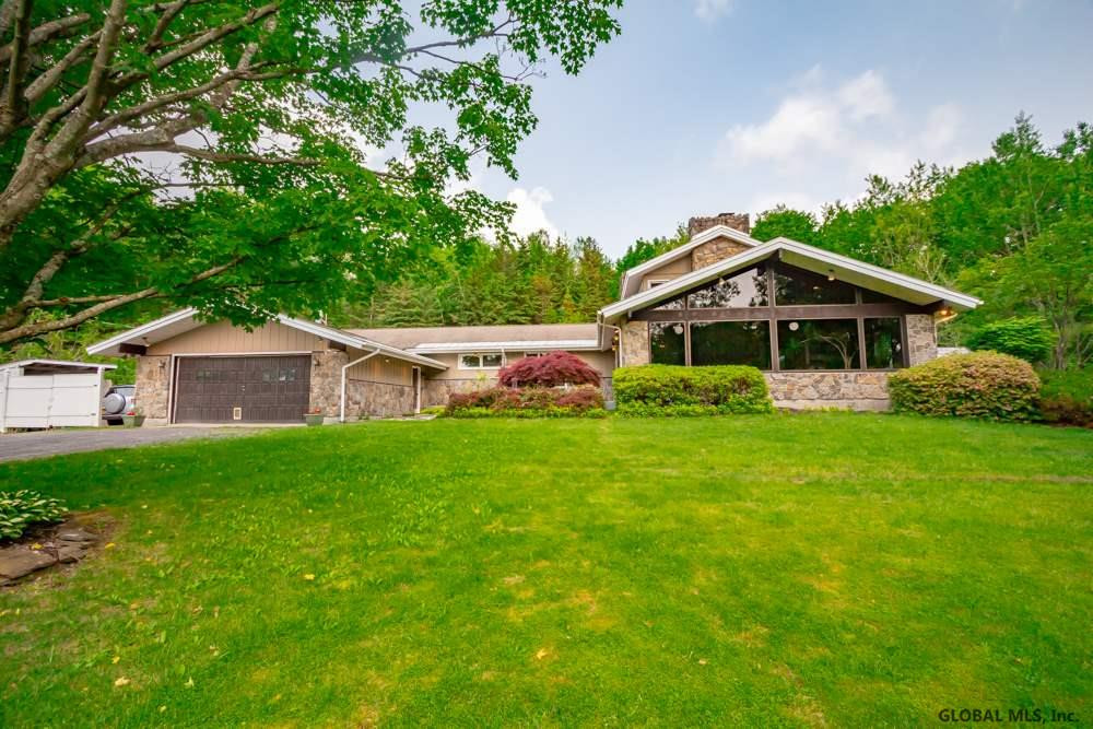 590 Currybush Road Rotterdam, NY 12306 - Photo 1 of 77 Photo 1