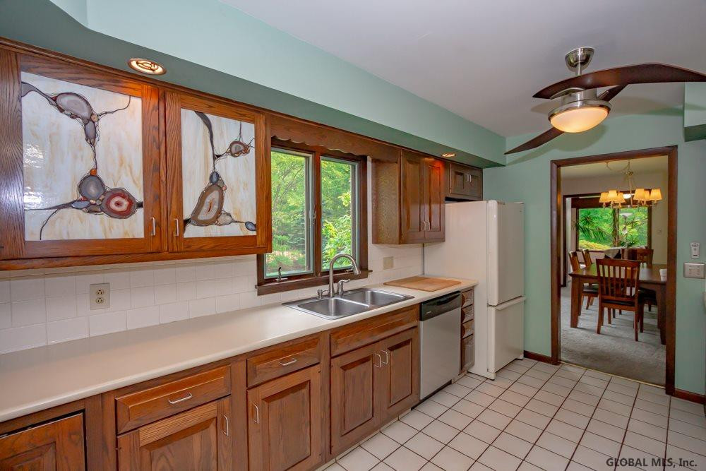 590 Currybush Road Rotterdam, NY 12306 - Photo 26 of 77 Photo 26