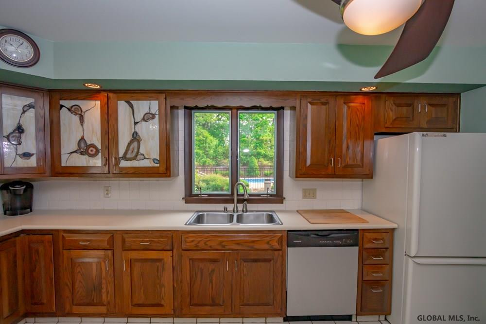 590 Currybush Road Rotterdam, NY 12306 - Photo 28 of 77 Photo 28