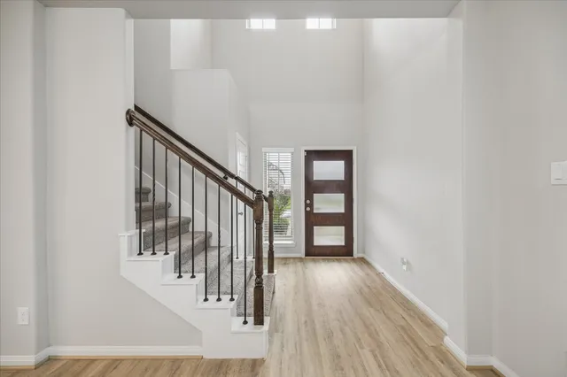 $2,400 | 15359 Caravel Bay Court, Houston, TX 77053