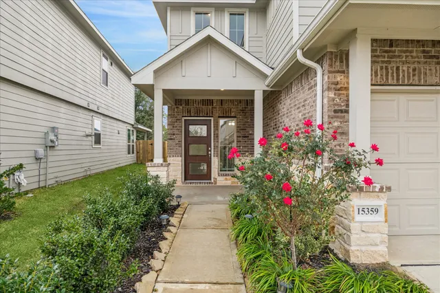 $2,400 | 15359 Caravel Bay Court, Houston, TX 77053