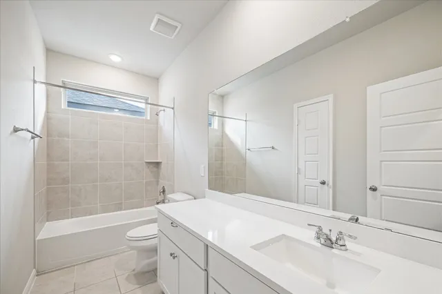 $2,400 | 15359 Caravel Bay Court, Houston, TX 77053