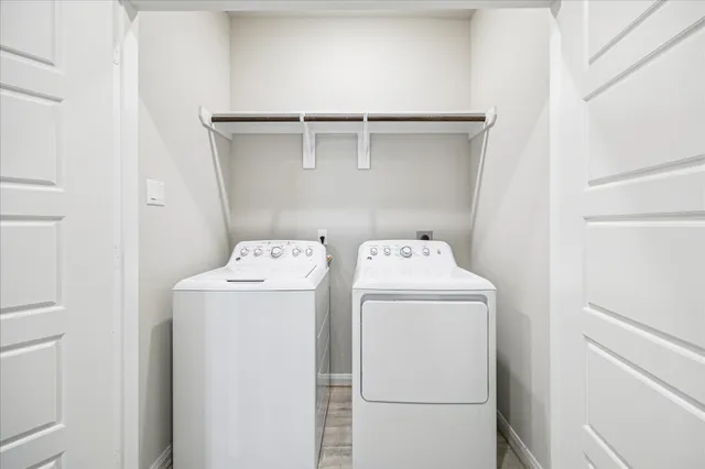 $2,400 | 15359 Caravel Bay Court, Houston, TX 77053