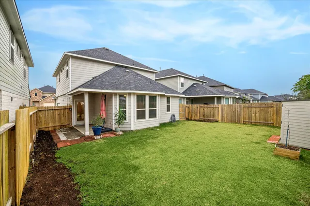 $2,400 | 15359 Caravel Bay Court, Houston, TX 77053