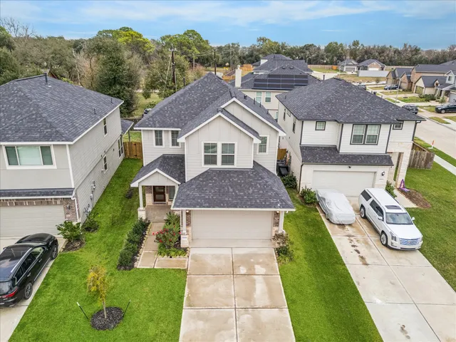 $2,400 | 15359 Caravel Bay Court, Houston, TX 77053