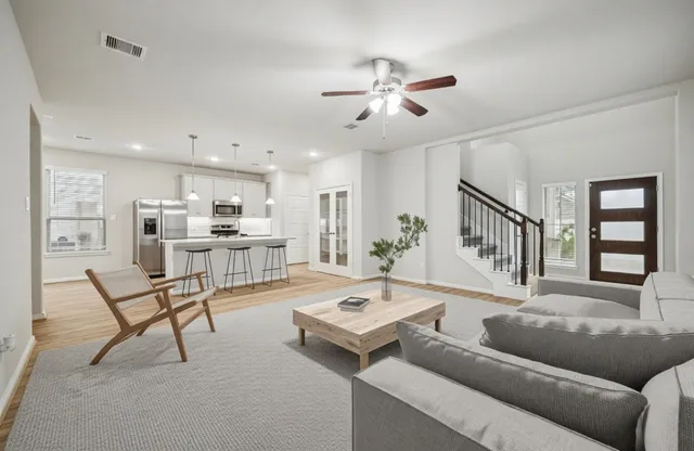 $2,400 | 15359 Caravel Bay Court, Houston, TX 77053