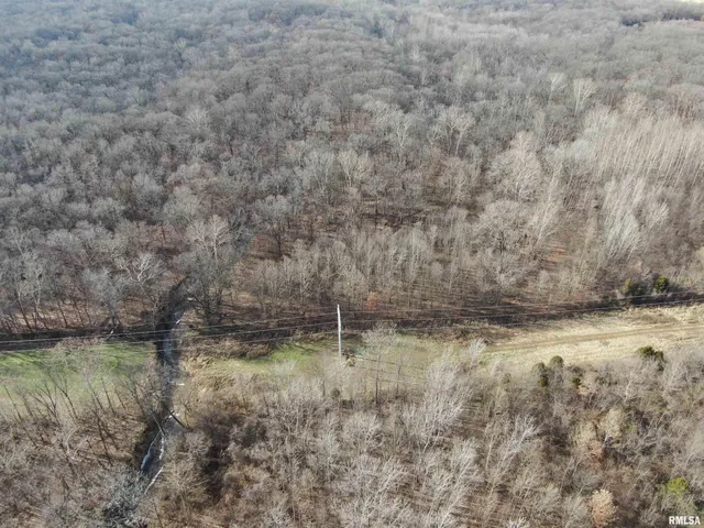 $242,000 | East 1650th Avenue, Hutsonville, IL 62433