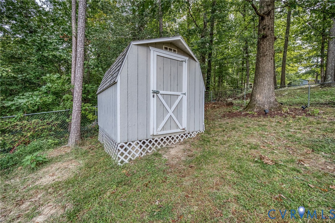 9304 Dolmen Road Glen Allen, VA 23060 - Photo 22 of 27