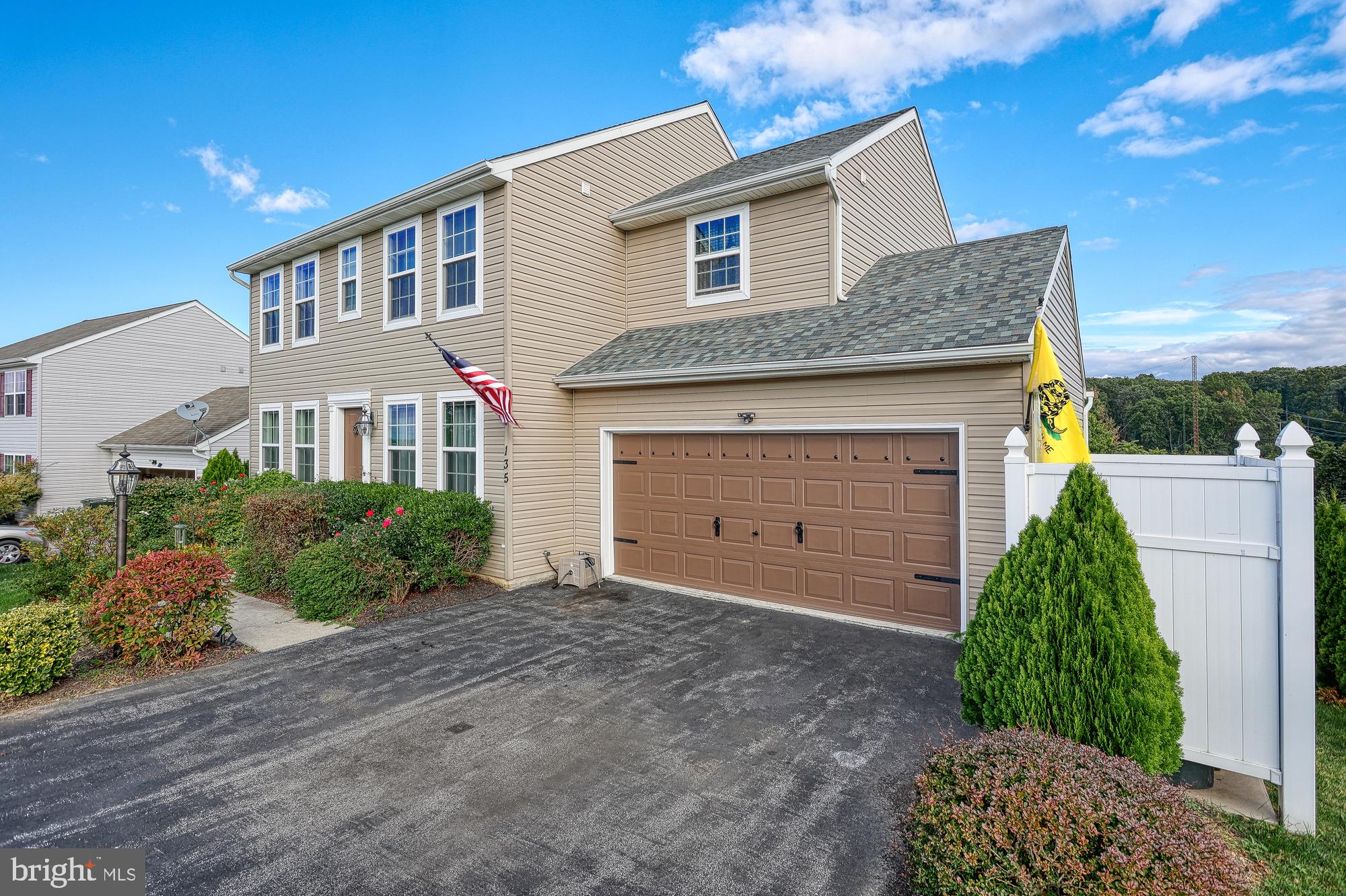135 Azalea Drive Windsor, PA 17366 - Photo 2 of 67 Gallery Image 2