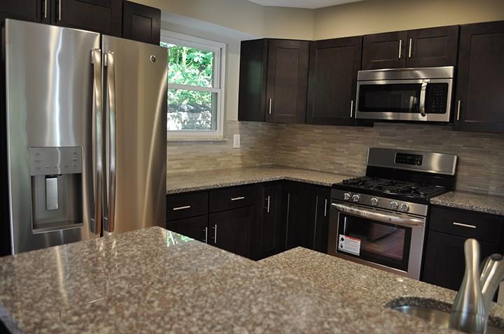 241 Sleepy Hollow Road Mt. Lebanon, PA 15216 - Photo 3 of 6 Gallery Image 3