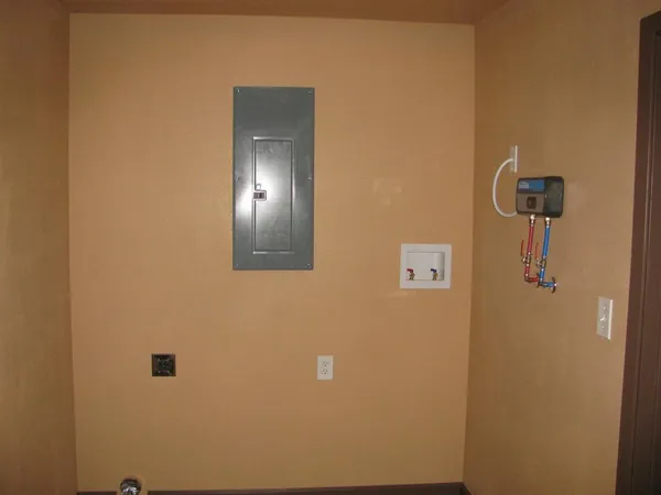 $1,200 | 12600 Highway 82, Unit 1, Savoy, TX 75479