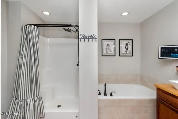 $190,000 | 17952 Rayford Shumock Road, Moss Point, MS 39562