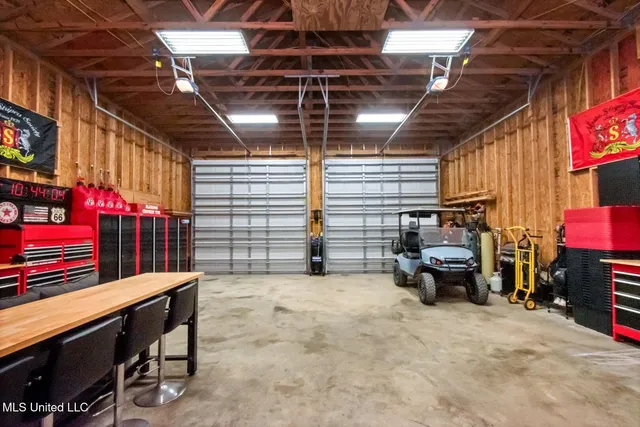 $190,000 | 17952 Rayford Shumock Road, Moss Point, MS 39562