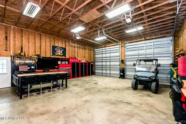 $190,000 | 17952 Rayford Shumock Road, Moss Point, MS 39562