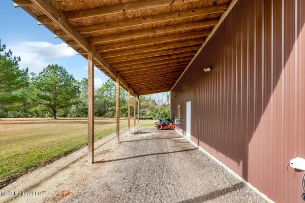 $190,000 | 17952 Rayford Shumock Road, Moss Point, MS 39562