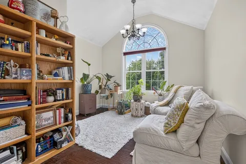 $950,000 | 4 Kybren Circle, Mansfield, MA 02048