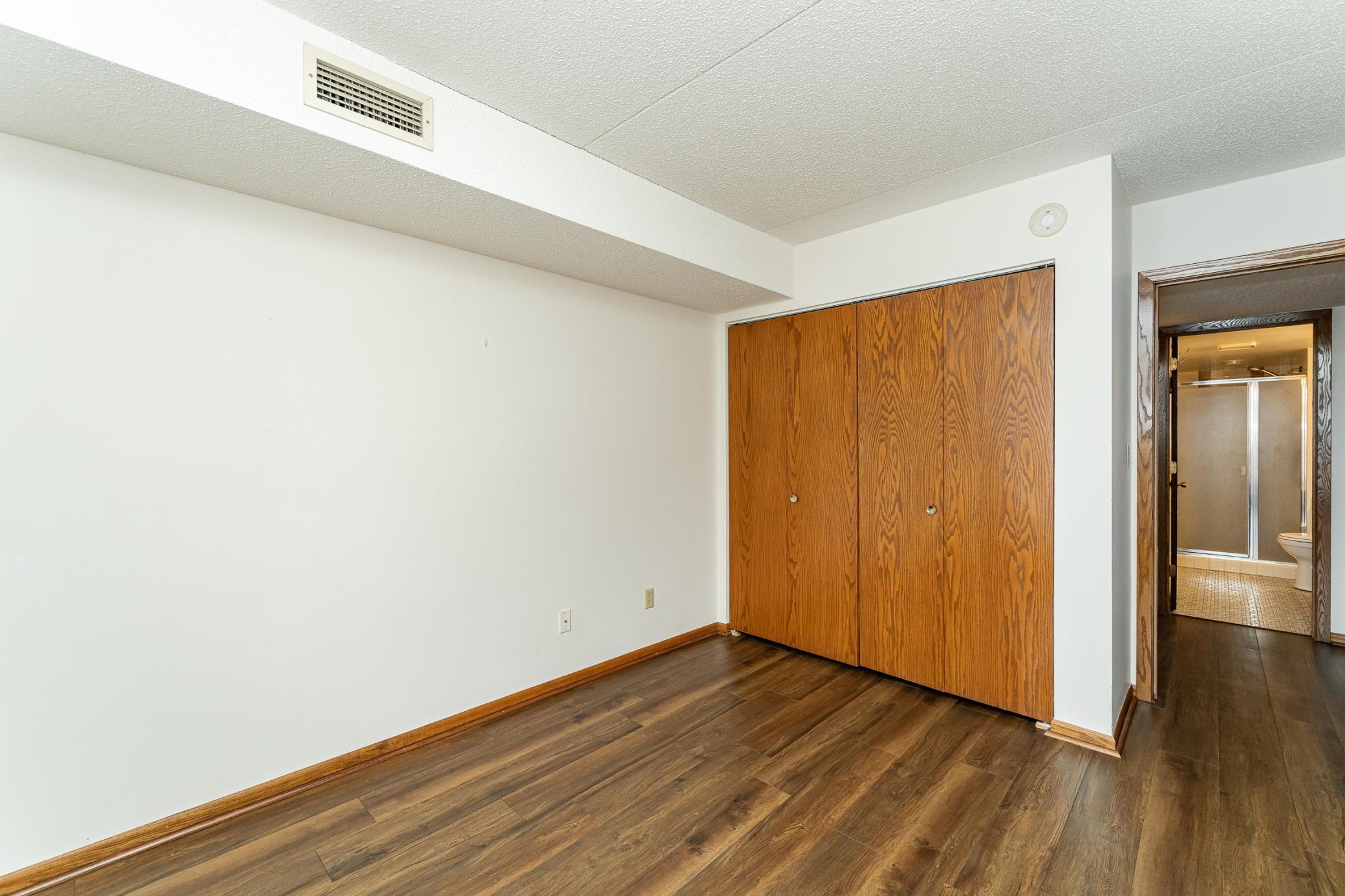 121 14th Street Northeast, Unit 204 Rochester, MN 55906 - Photo 15 of 32